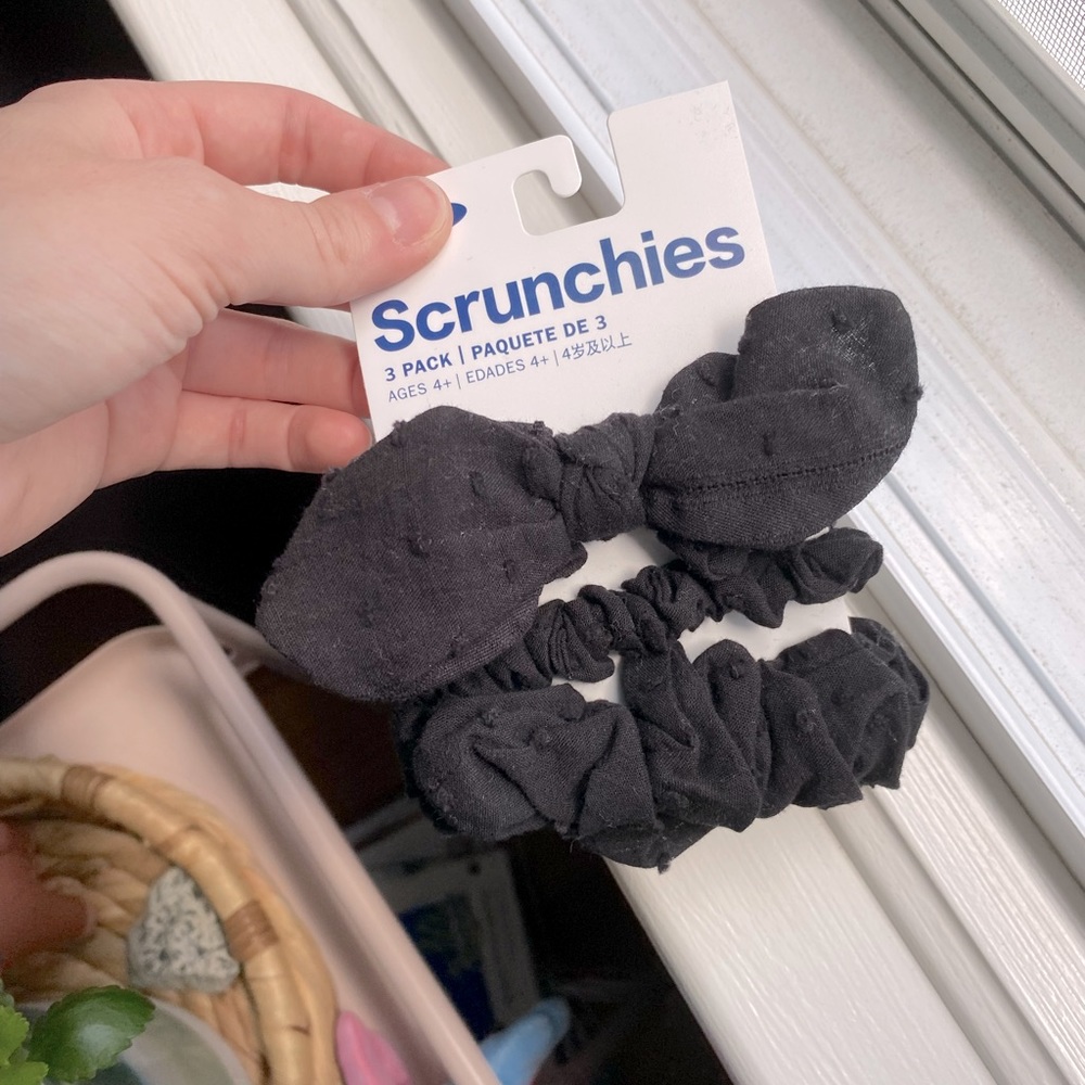 Old Navy black cotton scrunchie 3 set